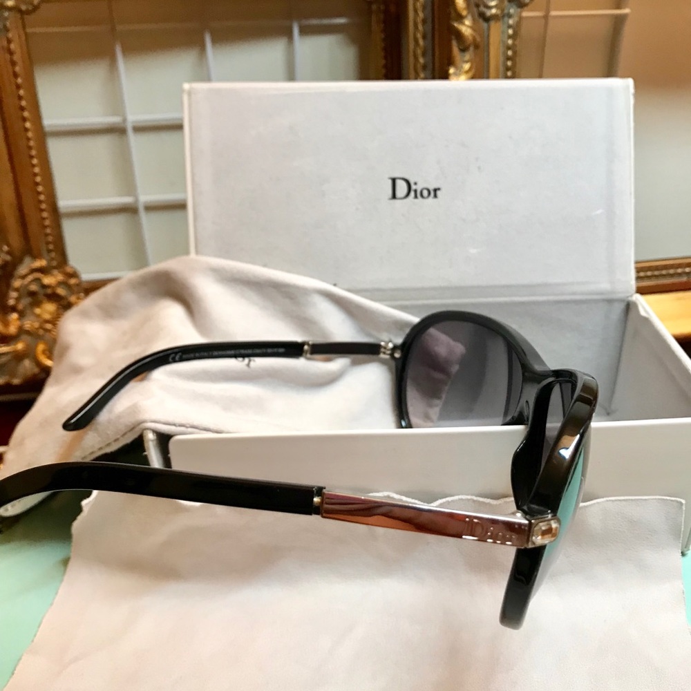 Sunglasses 🕶 Dior original - Picture 2 of 5